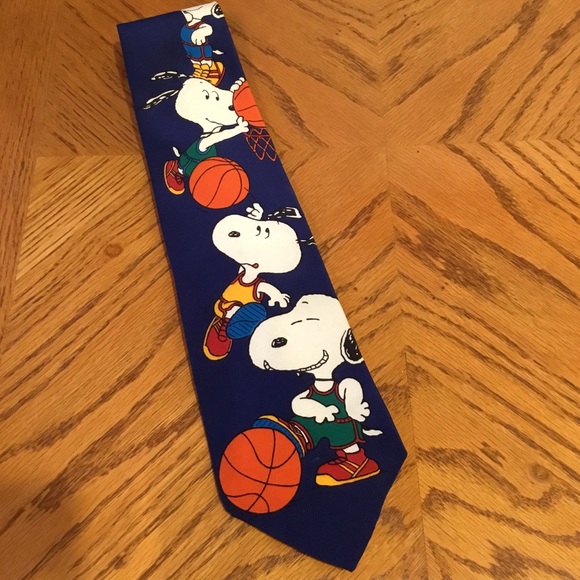 LOWEST PRICE❗️Vintage Peanuts Snoopy Basketball Tie - Picture 2 of 10
